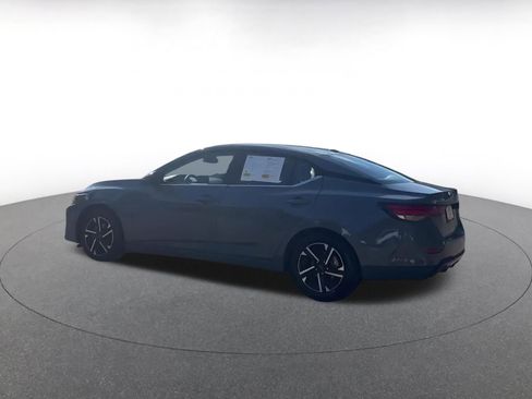 Used 2024 Nissan Sentra SV image 10