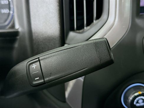 Used 2024 Chevrolet Silverado 1500 Custom image 18