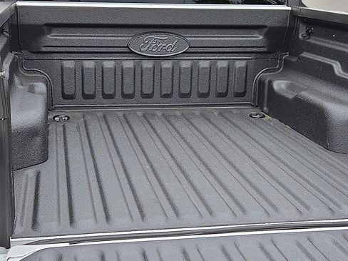 Used 2025 Ford Maverick XLT w/ Equipment Group 301A AWD/4WD image 8