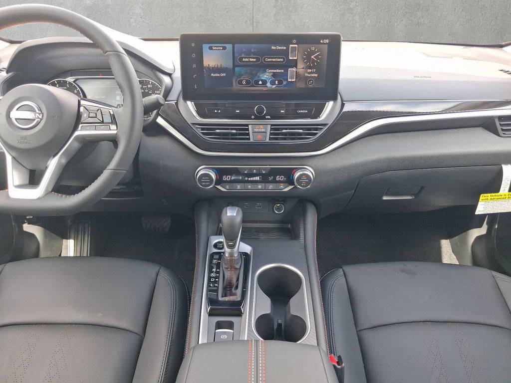 New 2026 Nissan Altima 2.5 SR FWD image 4