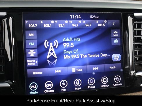 Used 2020 Chrysler Pacifica Limited w/ Advanced Safetytec Group image 34