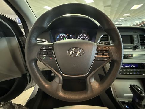 Used 2016 Hyundai Sonata SE FWD image 28