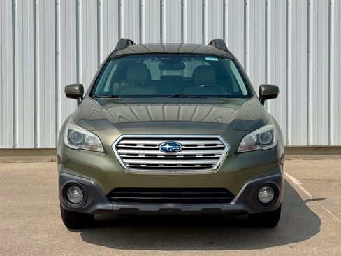 Used 2015 Subaru Outback 2.5i Premium AWD/4WD image 9