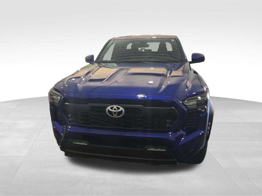Used 2025 Toyota Tacoma TRD Off-Road AWD/4WD image 10