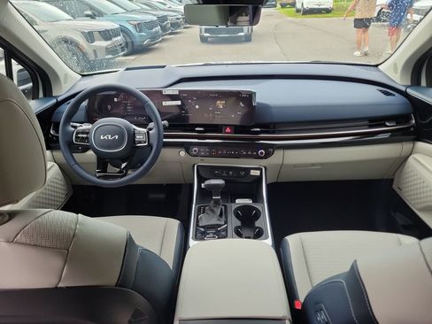 New 2026 Kia Carnival SX Prestige FWD image 17