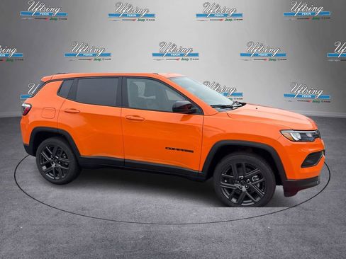 New 2026 Jeep Compass Latitude image 2