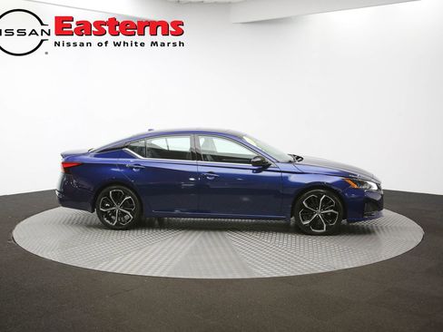 Used 2023 Nissan Altima 2.5 SR w/ SR Premium Package image 73