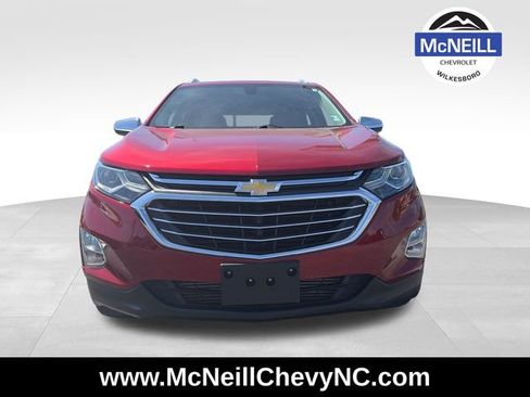 Used 2019 Chevrolet Equinox Premier FWD image 2