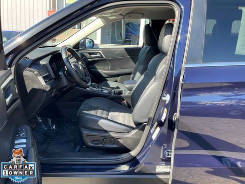 Used 2024 Mitsubishi Outlander SE image 14