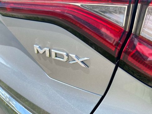 Used 2024 Acura MDX FWD image 9
