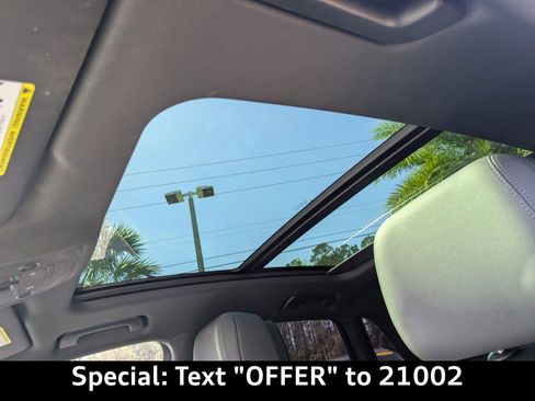 Certified 2022 Audi Q3 2.0T Premium Plus w/ Premium Plus Package image 22