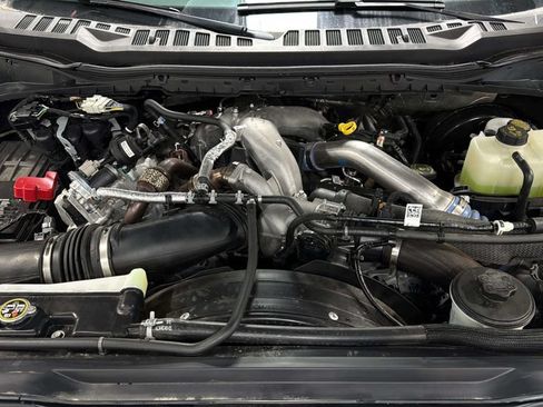 Used 2025 Ford F350 Lariat w/ Camper Package AWD/4WD image 38