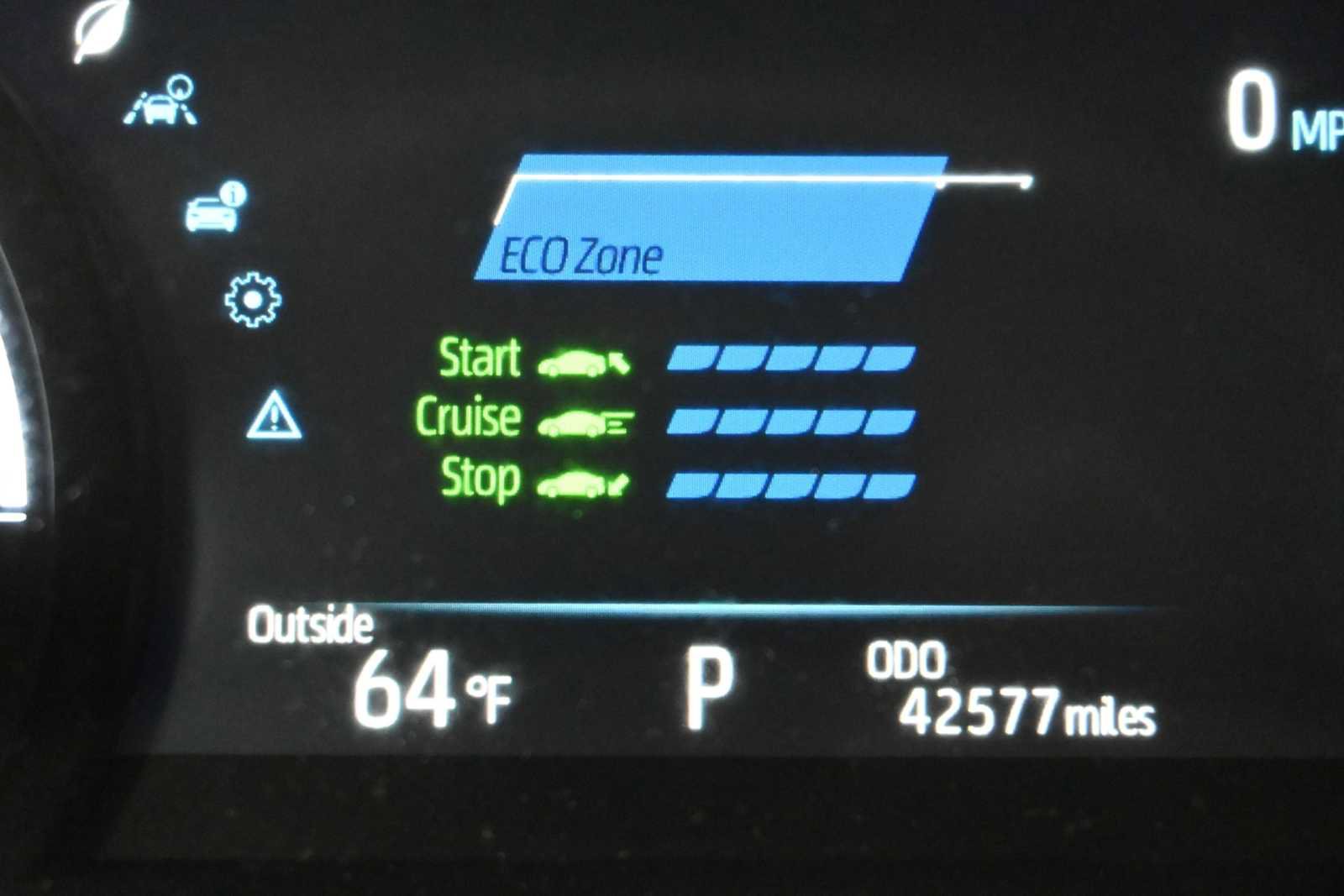 Used 2025 Toyota Sienna LE FWD image 15