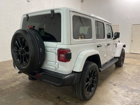 Used 2021 Jeep Wrangler Unlimited Sahara w/ Cold Weather Group image 6