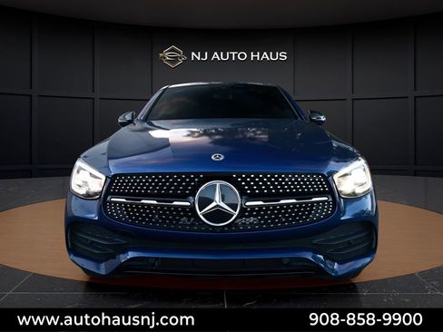 Used 2020 Mercedes-Benz GLC 300 4MATIC Coupe image 3