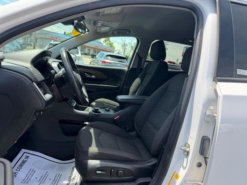 Used 2019 GMC Terrain SLE w/ Driver Convenience Package FWD image 9