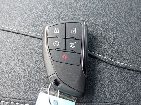 New 2025 Chevrolet Traverse LT w/ Enhanced Driving Package image 43