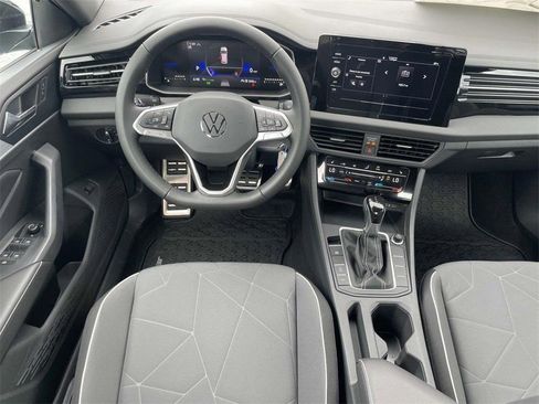 New 2025 Volkswagen Jetta Sport image 32