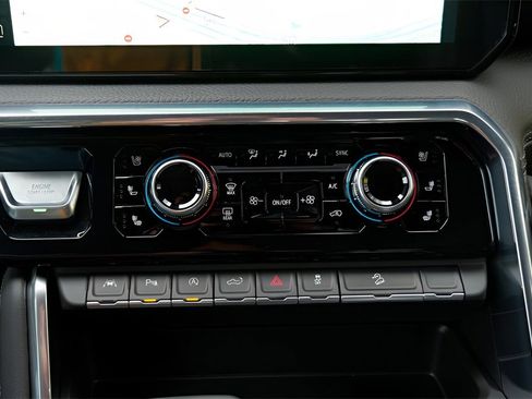 New 2026 GMC Sierra 1500 Denali w/ Denali Reserve Package image 16