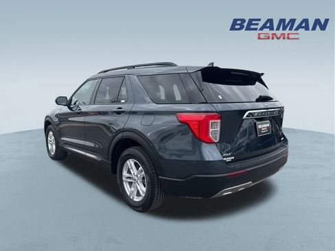 Used 2022 Ford Explorer XLT w/ Equipment Group 202A image 5