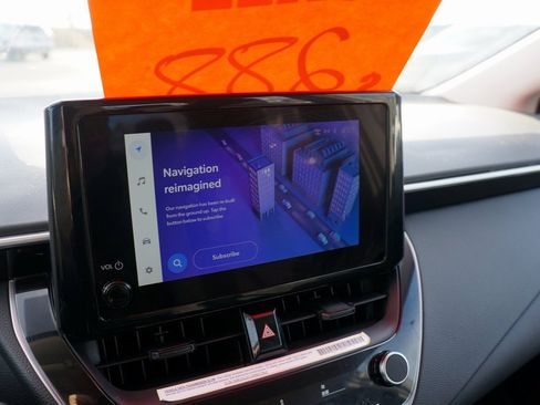 Used 2024 Toyota Corolla LE image 20