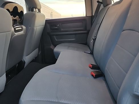 Used 2018 RAM 3500 Tradesman w/ Chrome Appearance Group image 9