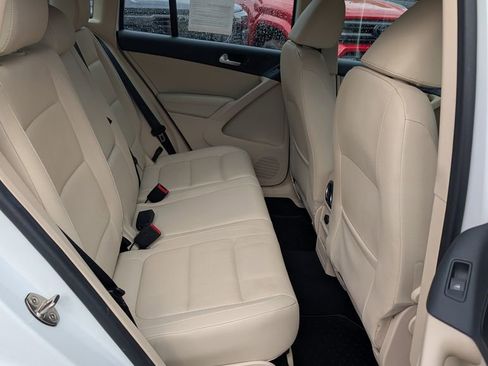 Used 2017 Volkswagen Tiguan S AWD/4WD image 18