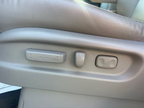 Used 2016 Honda Odyssey EX-L image 27