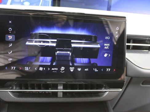 New 2025 Lincoln Nautilus Premier w/ Equipment Group 102A image 53