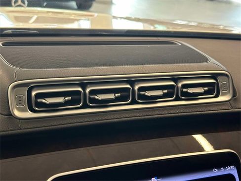 Certified 2022 Mercedes-Benz S 500 4MATIC image 31