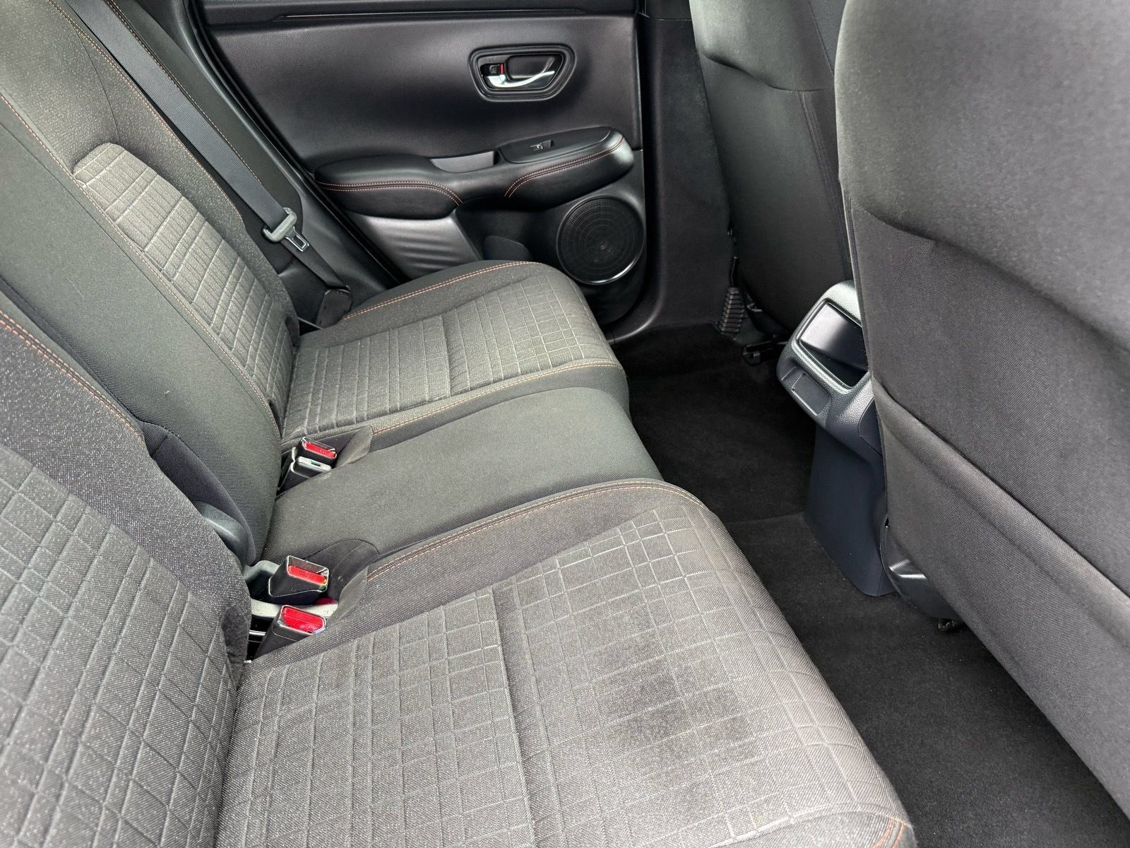 Certified 2025 Honda HR-V Sport image 30