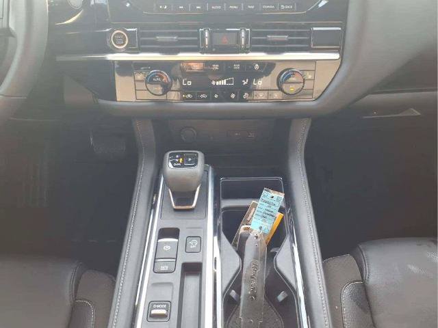 Certified 2024 Nissan Pathfinder SL w/ Cargo Package FWD image 11