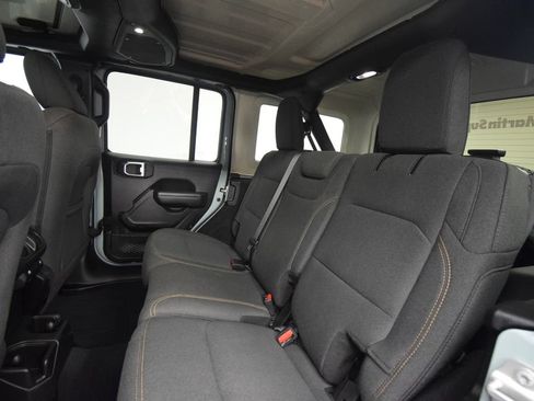Used 2024 Jeep Wrangler Unlimited Sport AWD/4WD image 24