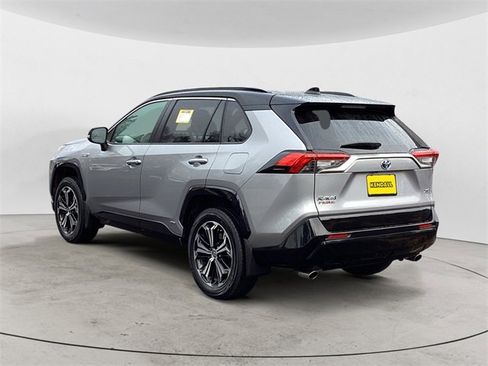 Used 2024 Toyota RAV4 XSE image 3