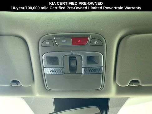 Certified 2024 Kia Telluride S w/ S Sunroof Package image 9