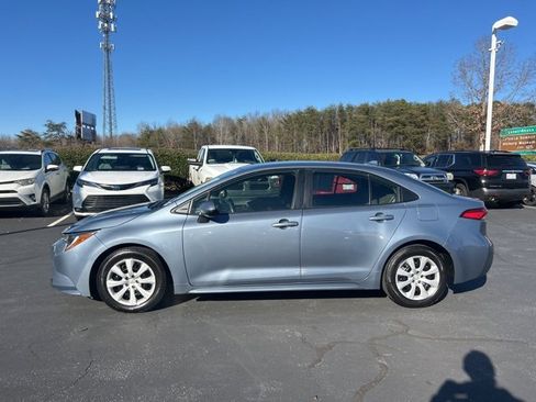 Used 2023 Toyota Corolla LE image 8