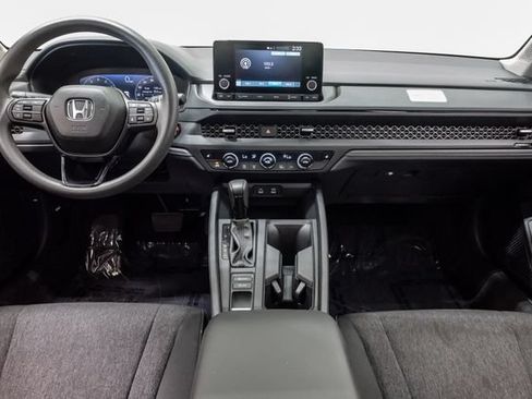 Used 2025 Honda Accord SE image 21