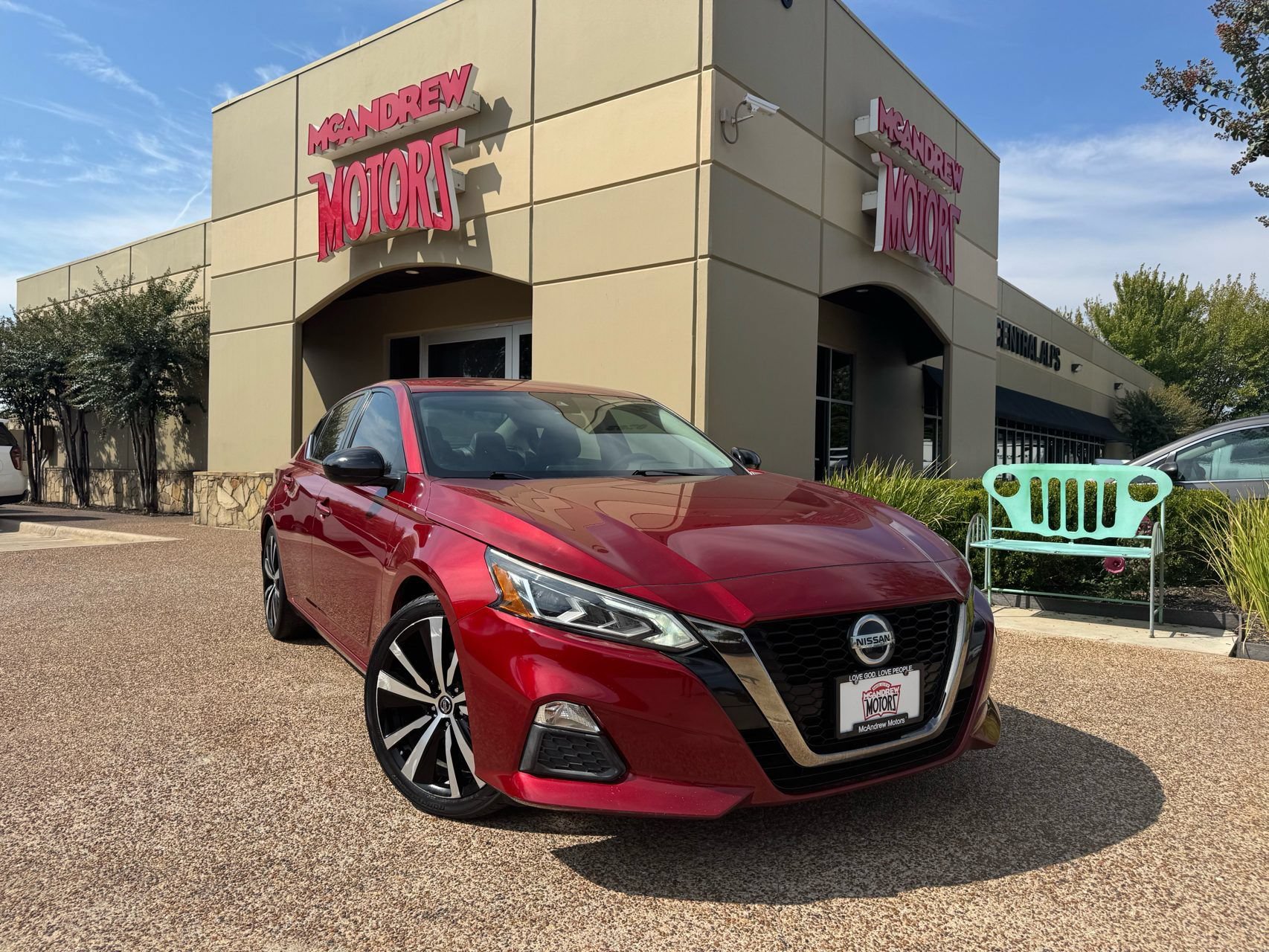 Used 2020 Nissan Altima 2.5 SR FWD image 1