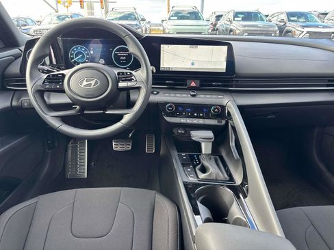 New 2026 Hyundai Elantra Sport image 5