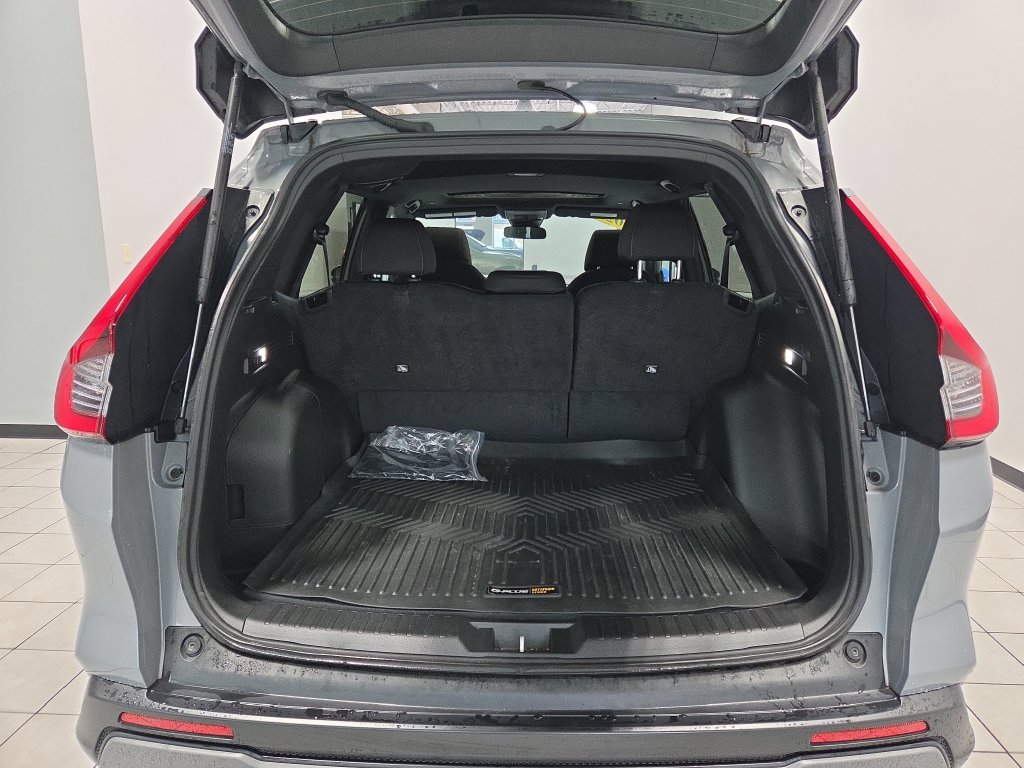 Used 2025 Honda CR-V Sport image 14