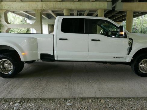 Used 2023 Ford F350 XL AWD/4WD image 25