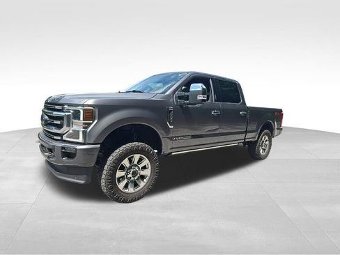 Used 2022 Ford F250 Platinum w/ FX4 Off-Road Package AWD/4WD image 7