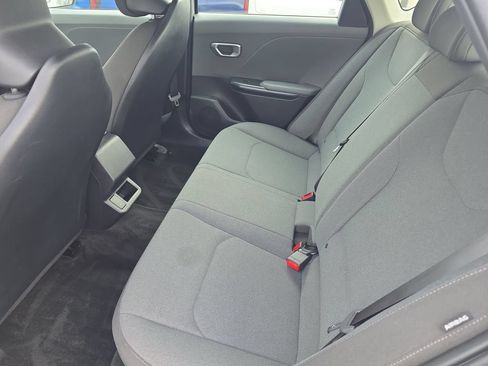 Used 2025 Kia K4 FWD image 22