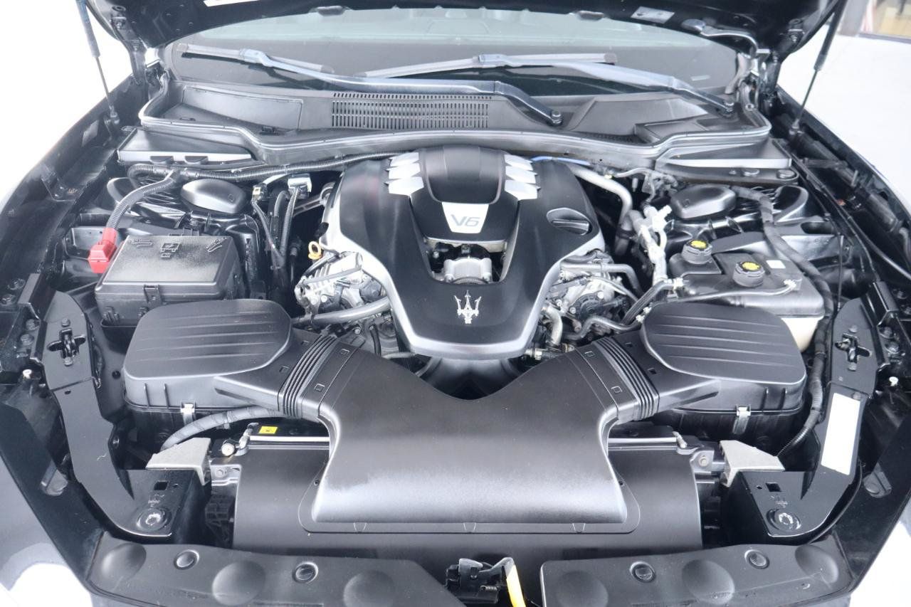 Used 2018 Maserati Ghibli RWD image 44