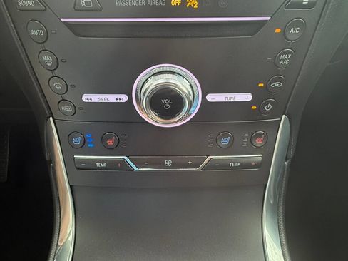 Used 2019 Ford Edge ST w/ Equipment Group 401A AWD/4WD image 38
