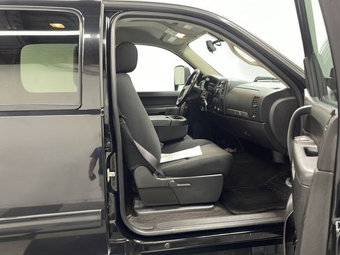 Used 2014 Chevrolet Silverado 2500 LT AWD/4WD image 19
