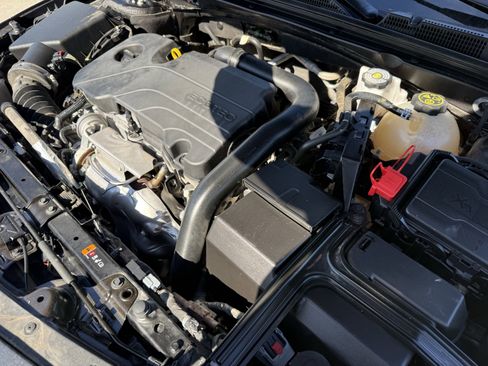 Used 2024 Chevrolet Malibu LT image 31