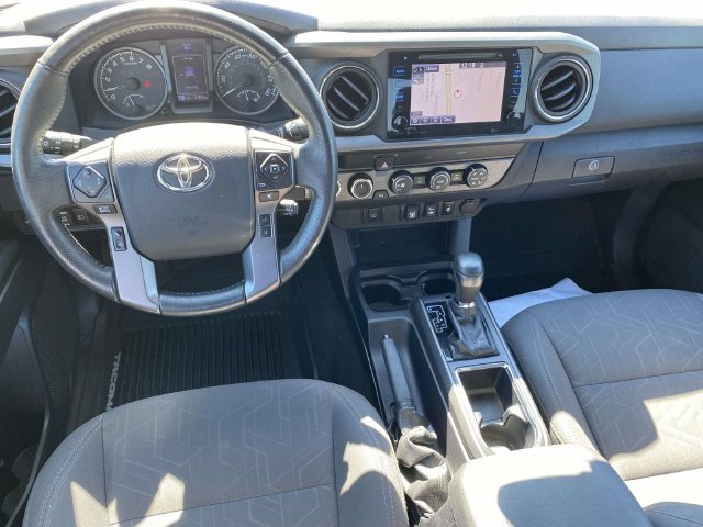 Used 2019 Toyota Tacoma TRD Off-Road AWD/4WD image 9