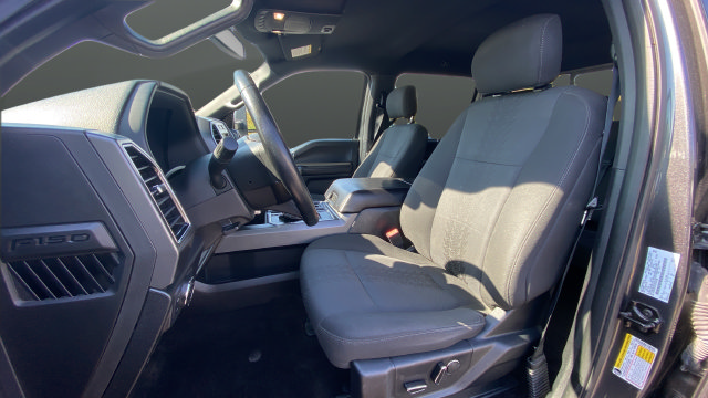 Used 2018 Ford F150 XLT w/ Equipment Group 302A Luxury AWD/4WD image 9