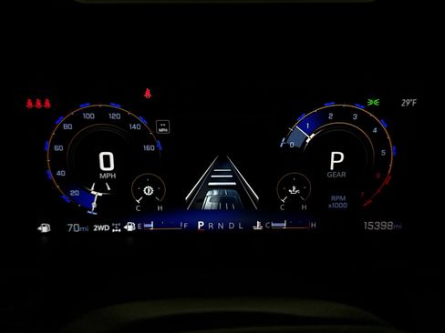 Used 2024 Chevrolet Colorado Trail Boss w/ Advanced Trailering Package image 13